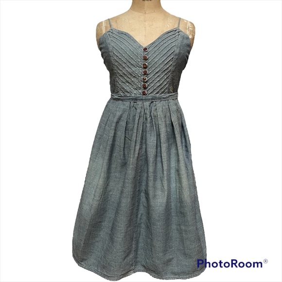 Billabong Dresses & Skirts - Billabong chambray summer dress with open back size S
